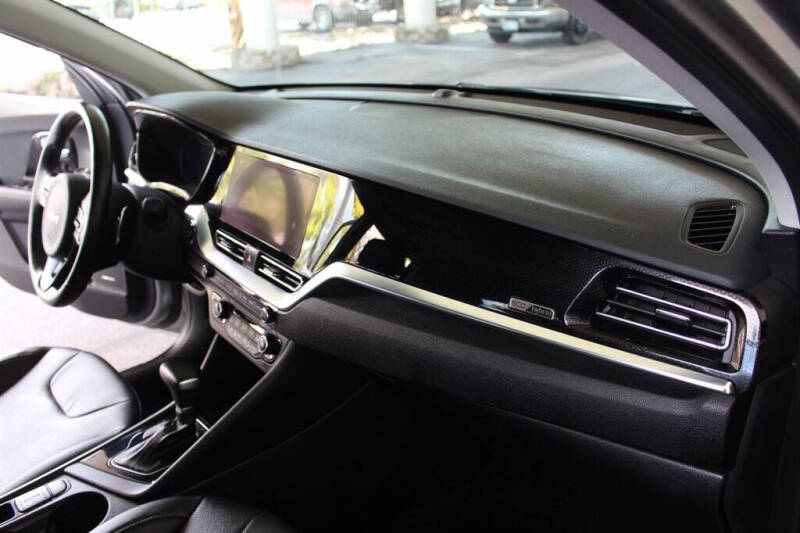 2022 Kia Niro EX Premium