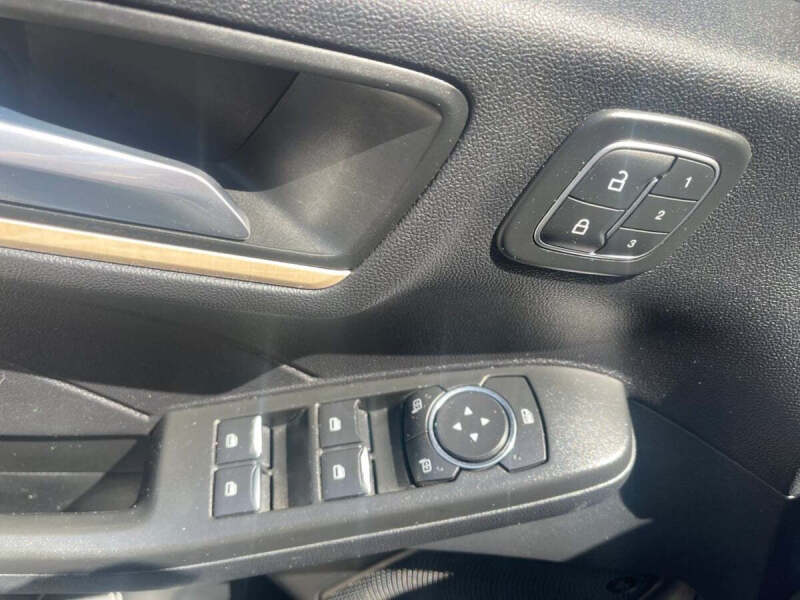 2021 Ford Escape Hybrid Titanium
