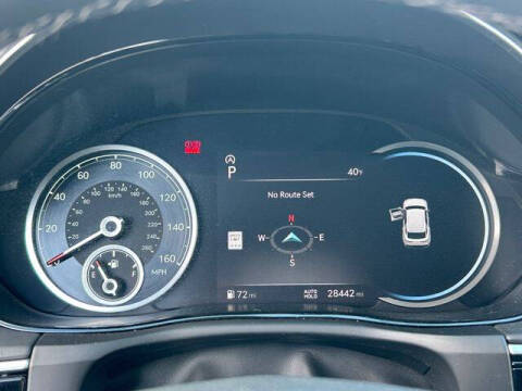 2025 Genesis GV70 2.5T Standard