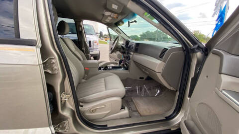 2006 Jeep Grand Cherokee Laredo