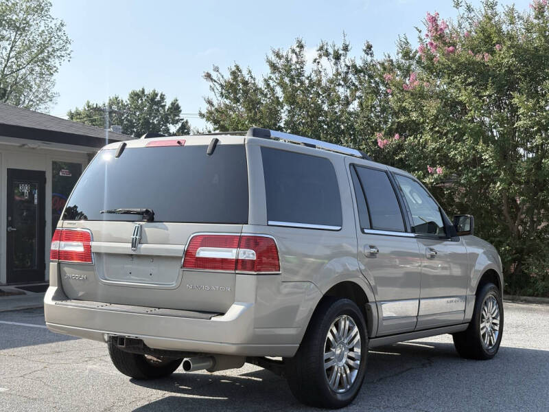 2008 Lincoln Navigator