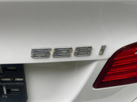 2015 BMW 5 Series 528i xDrive
