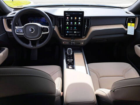 2026 Volvo XC60 B5 Plus