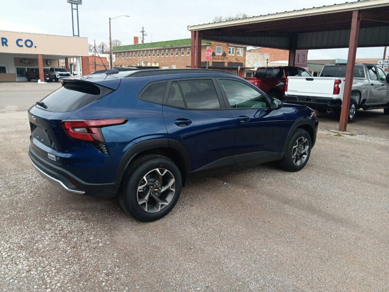 2024 Chevrolet Trax LT
