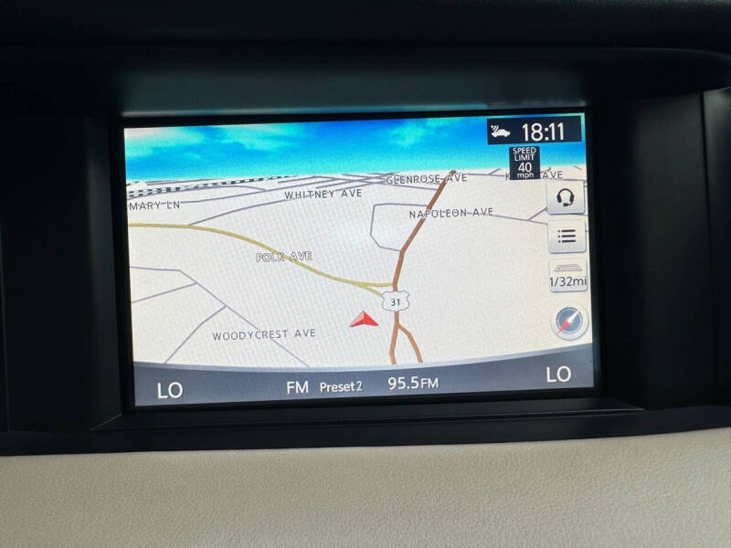 2017 Infiniti QX30 Premium