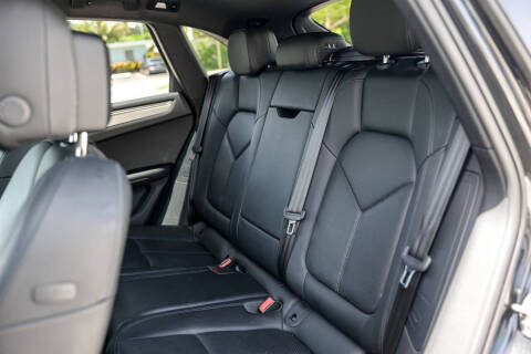 2022 Porsche Macan