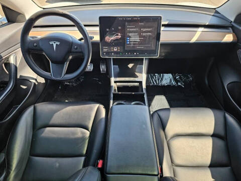 2020 Tesla Model 3 Standard Range Plus