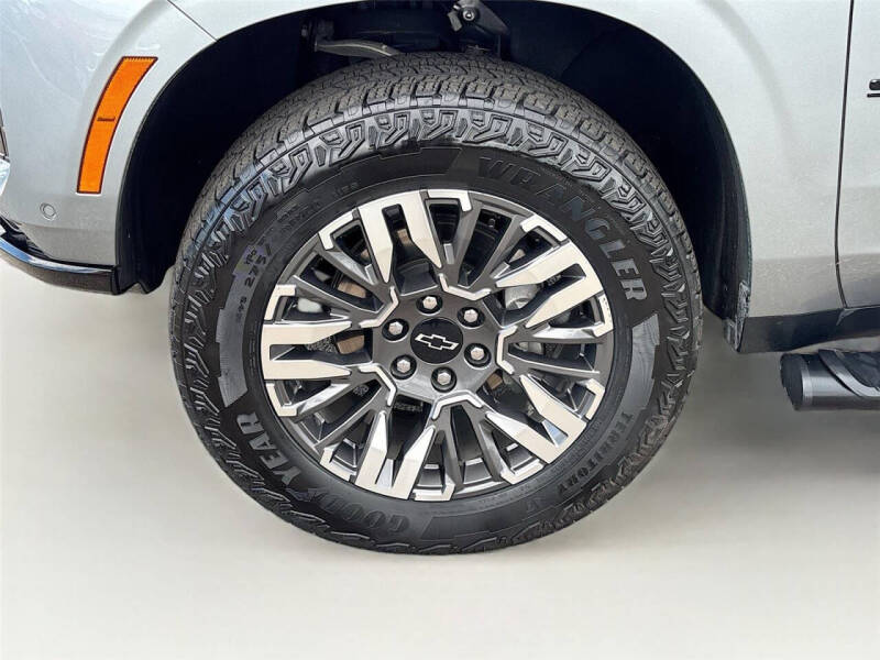 2025 Chevrolet Suburban Z71