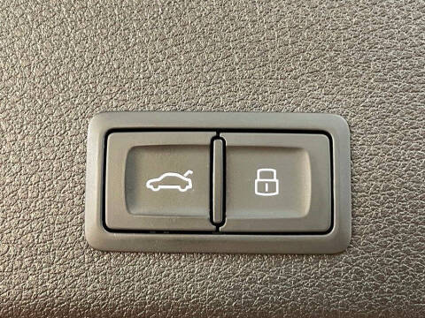 2019 Audi e-tron quattro Prestige