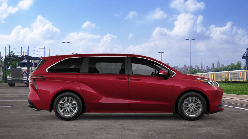 2026 Toyota Sienna LE 8-Passenger