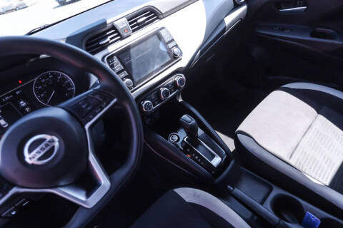 2022 Nissan Versa SV