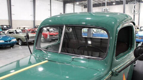 1947 Ford F-100