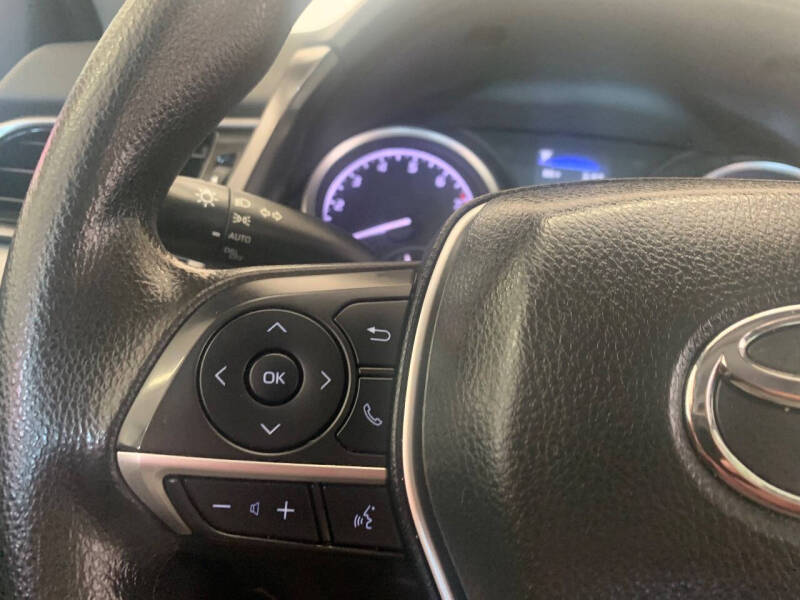 2024 Toyota Camry LE