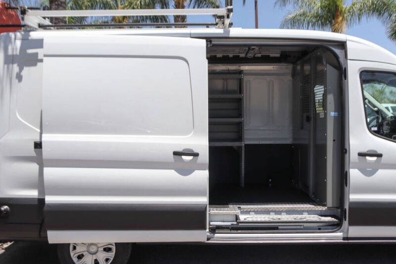 2023 Ford E-Transit