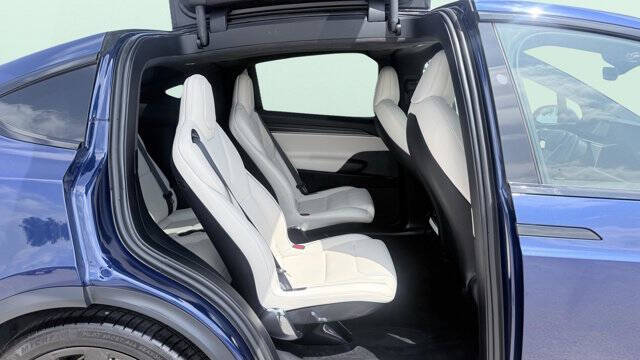 2022 Tesla Model X Plaid