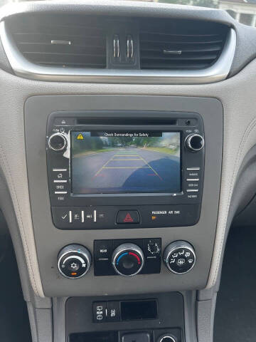 2017 Chevrolet Traverse LS