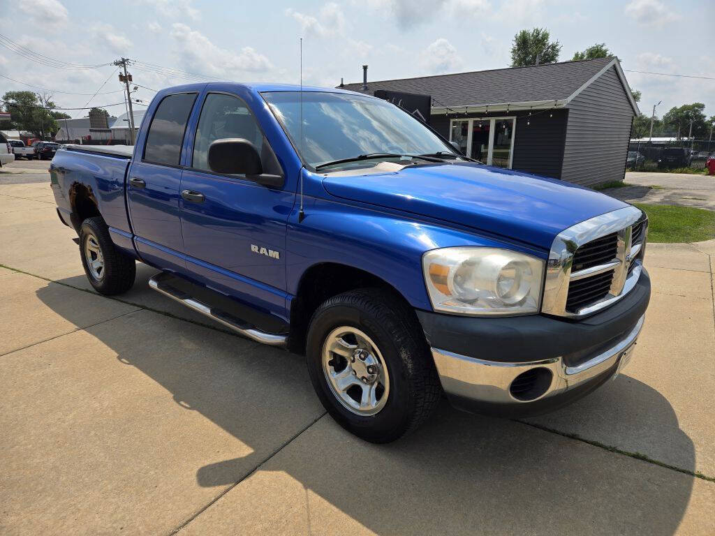 2008 Dodge Ram 1500 for sale at Bigfoot Auto in Hiawatha, IA