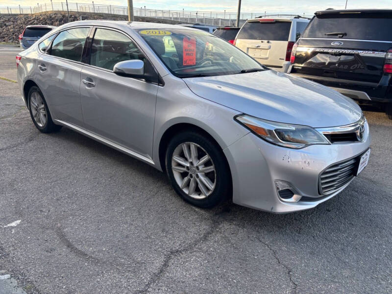 2013 Toyota Avalon XLE