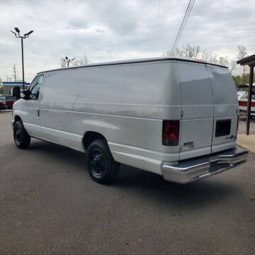 2014 Ford E-Series E-150