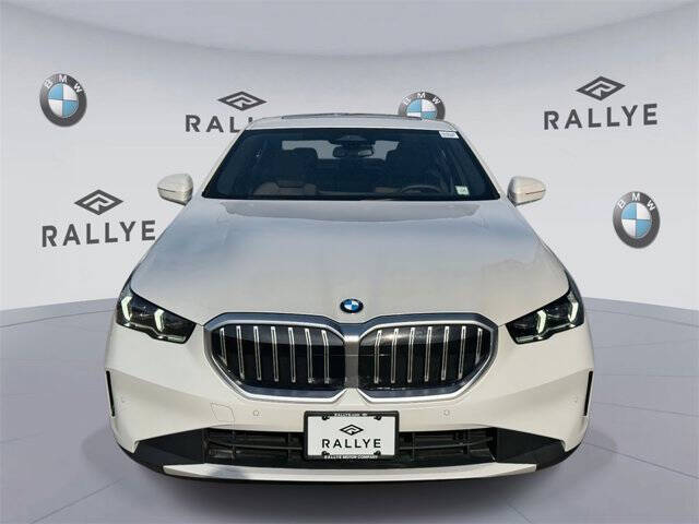 2025 BMW 5 Series 530i xDrive