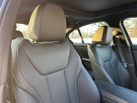 2023 BMW 3 Series 330i xDrive