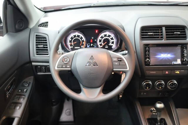 2026 Mitsubishi Outlander Sport ES