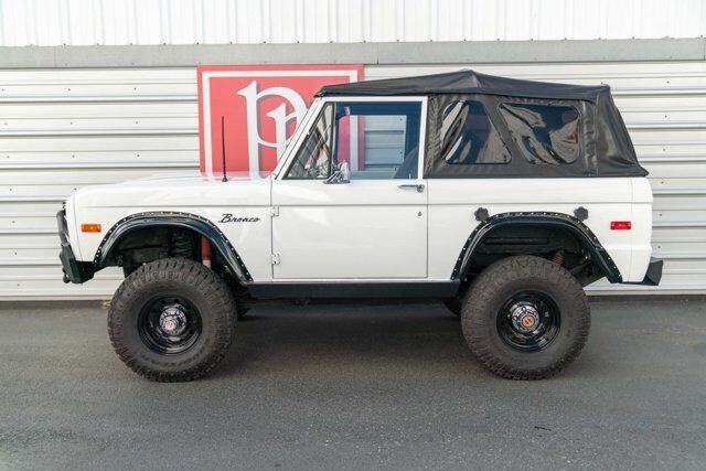1967 Ford Bronco 39