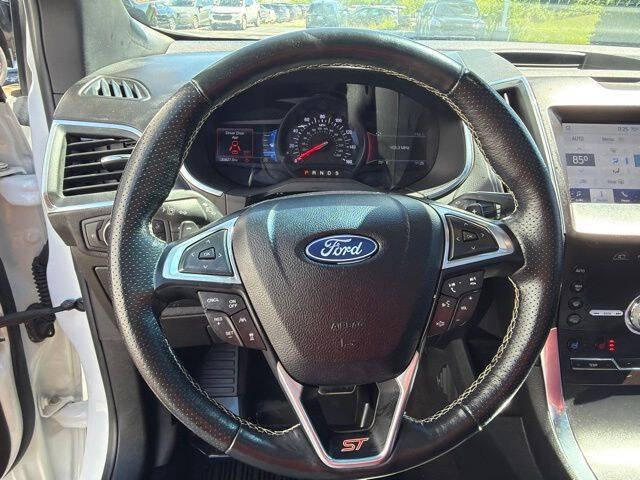 2020 Ford Edge ST