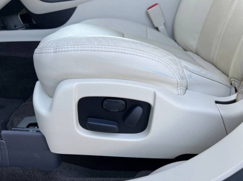 2015 Lincoln MKT EcoBoost