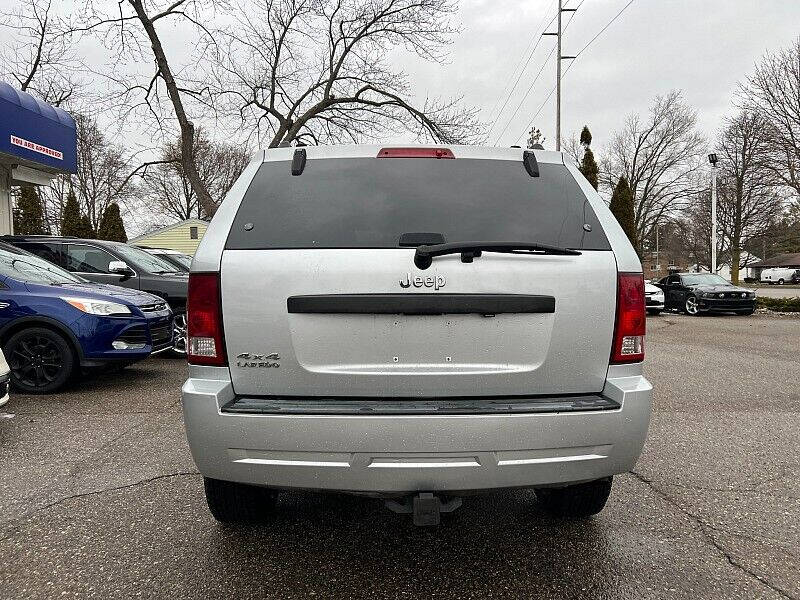 2009 Jeep Grand Cherokee Laredo