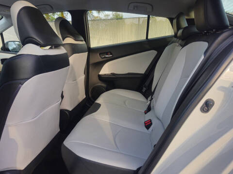 2017 Toyota Prius Four Touring