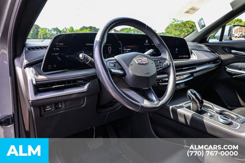 2024 Cadillac XT4 Premium Luxury