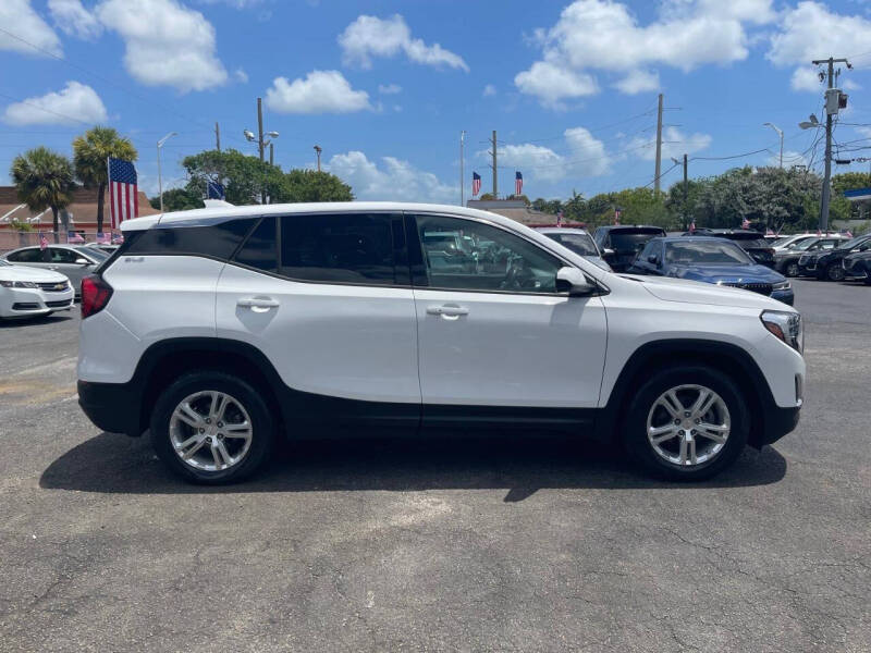 2020 GMC Terrain SLE