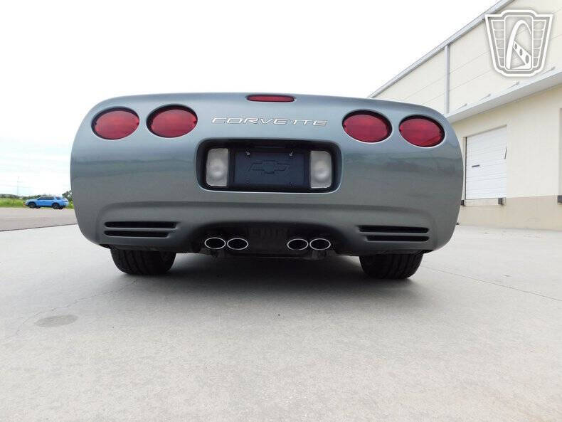 2004 Chevrolet Corvette