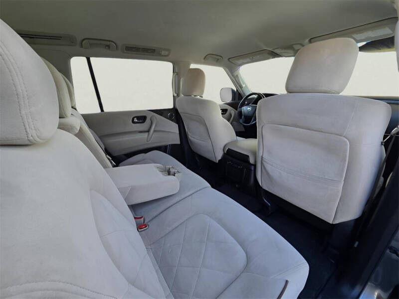 2017 Nissan Armada SV