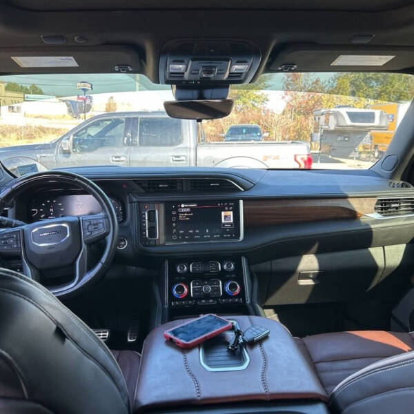 2023 GMC Yukon XL Denali Ultimate