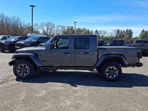2026 Jeep Gladiator Sahara