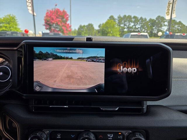 2025 Jeep Gladiator Sport S