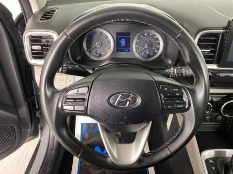 2021 Hyundai Venue SEL