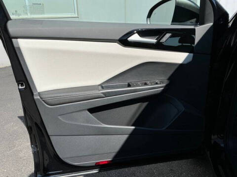 2025 Volkswagen Taos S 4Motion