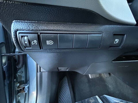 2020 Toyota Corolla Hybrid LE