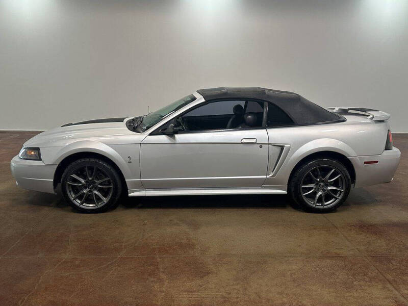2001 Ford Mustang SVT Cobra