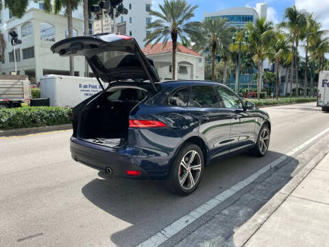 2017 Jaguar F-PACE 35t R-Sport