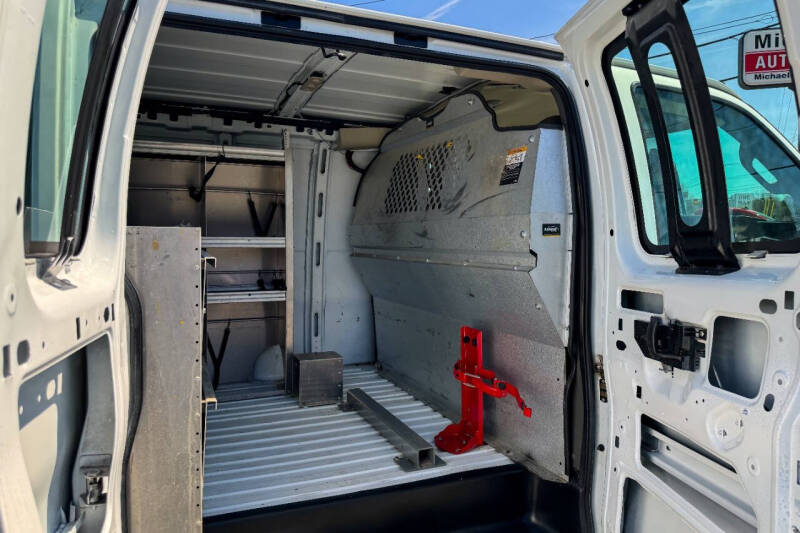 2019 Chevrolet Express 2500