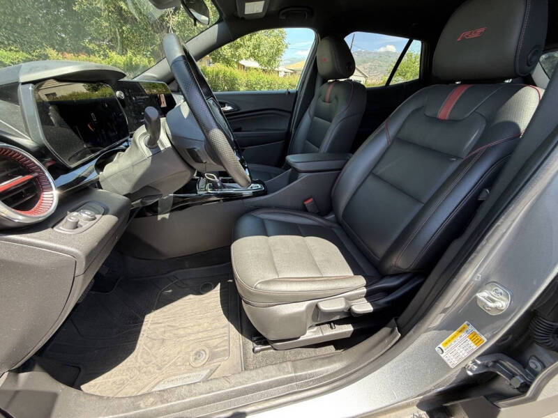2025 Chevrolet Trax RS