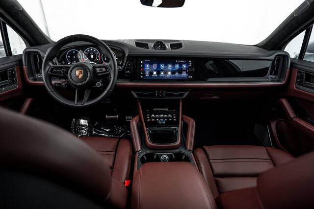 2026 Porsche Cayenne GTS Coupe