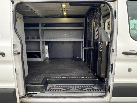 2017 Ford Transit 150