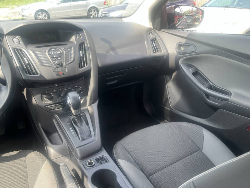 2014 Ford Focus S