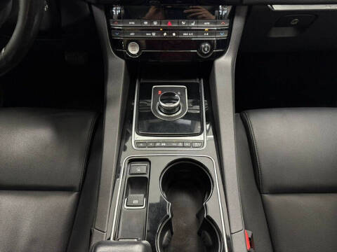 2017 Jaguar F-PACE 35t Premium