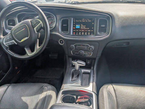 2015 Dodge Charger SXT
